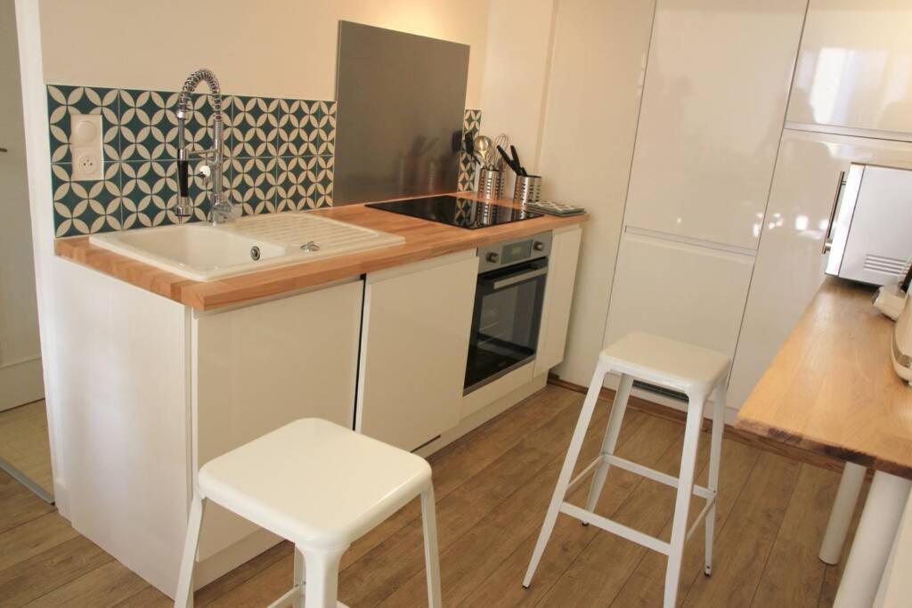 Superbe Duplex De 70M2 Avec 2 Chambres En Hyper Centre Au Calme Sur Cour Classe 3 Etoiles Avec Parking En Option 拉罗歇尔 外观 照片