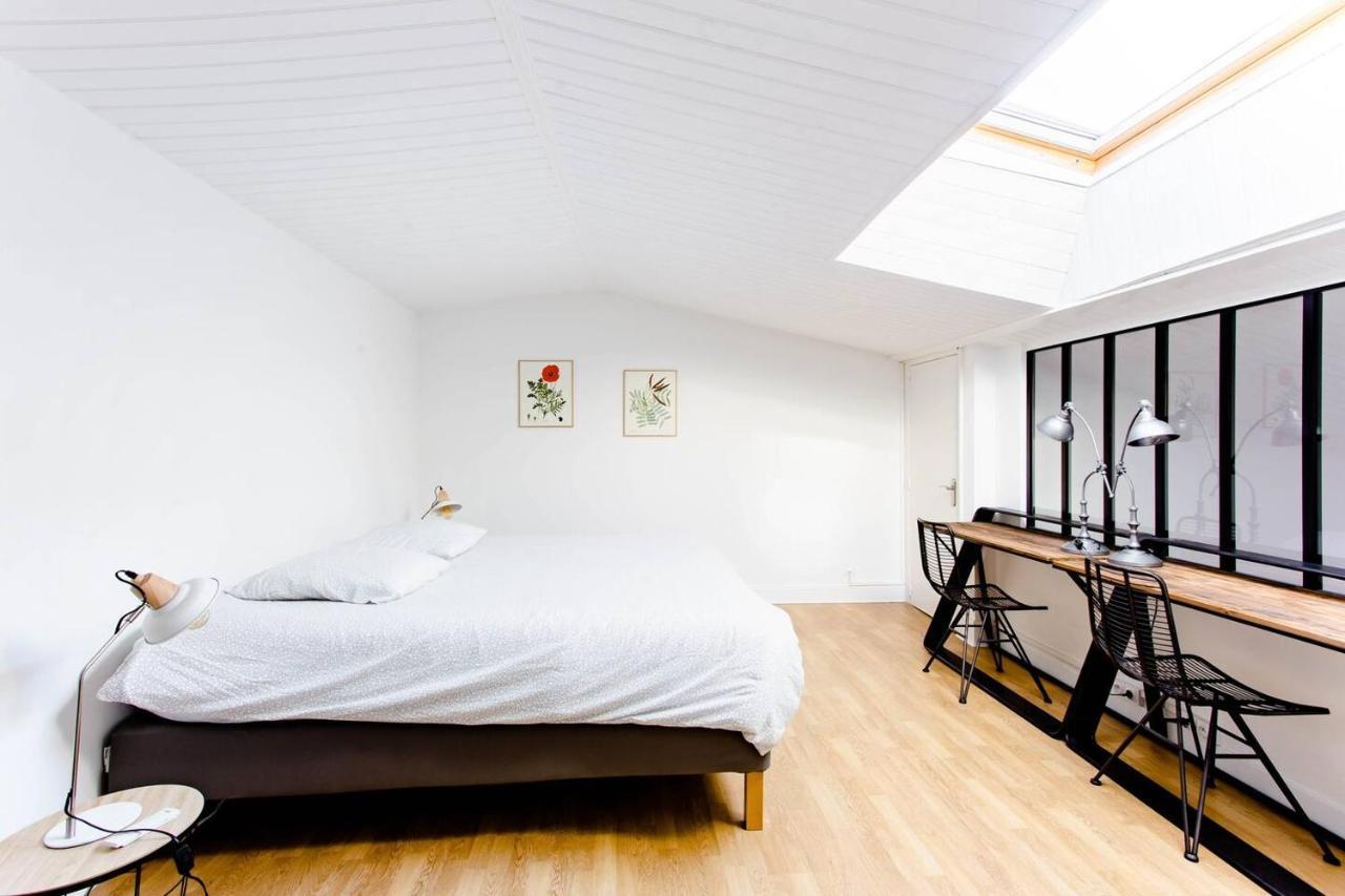 Superbe Duplex De 70M2 Avec 2 Chambres En Hyper Centre Au Calme Sur Cour Classe 3 Etoiles Avec Parking En Option 拉罗歇尔 外观 照片